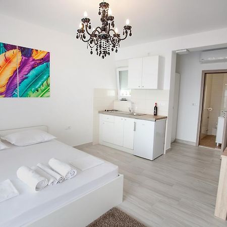 Adriatic Apartment Duce Bagian luar foto